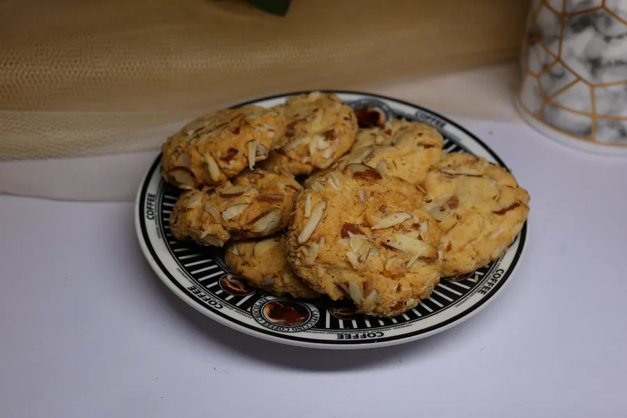 Almond Cookies
