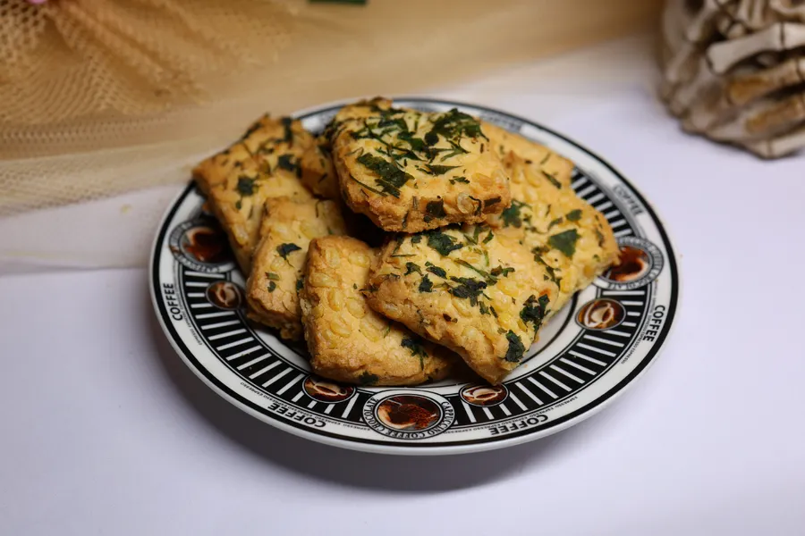 Methi Palak Cookies